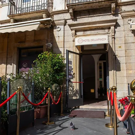 Hotel Della Piazza Pizzo (Calabria)