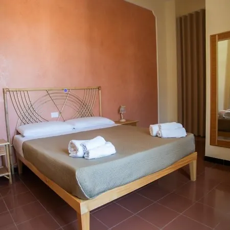 Hotel Della Piazza 3*