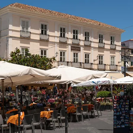 Della Piazza
