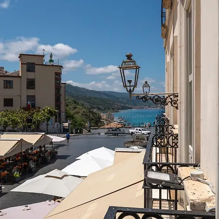 Hotel Della Piazza Pizzo (Calabria)