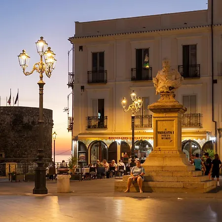 Hotel Della Piazza 3*