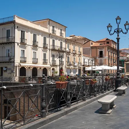 Della Piazza