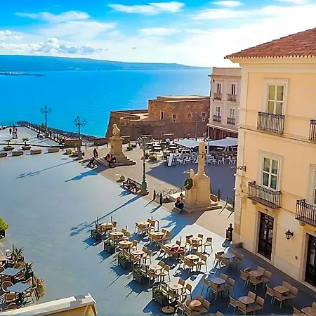Della Piazza 3*