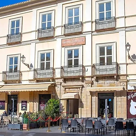Della Piazza 3* Пиццо