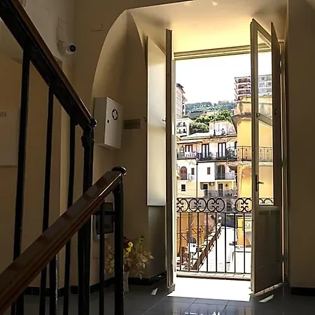 Della Piazza 3*