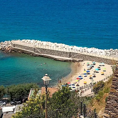 Hotel Della Piazza 3*