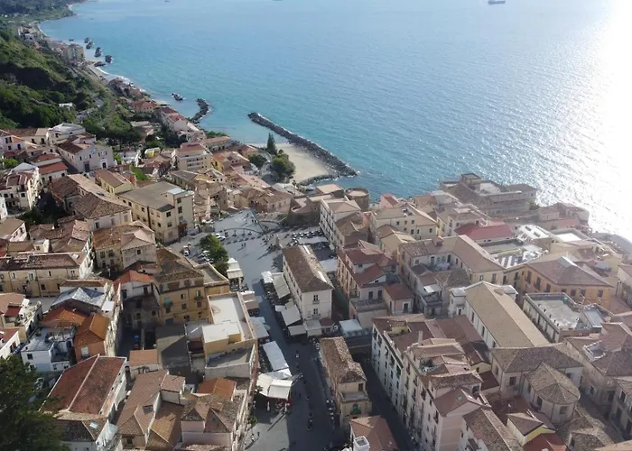 Della Piazza Hotel 3*